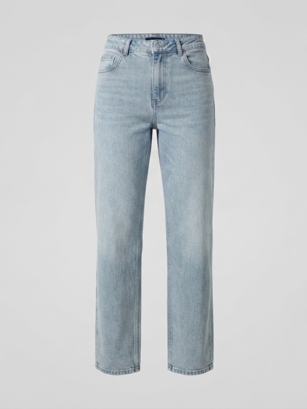 Straight Jeans in Light Blue Wash, preppy, classic, retro